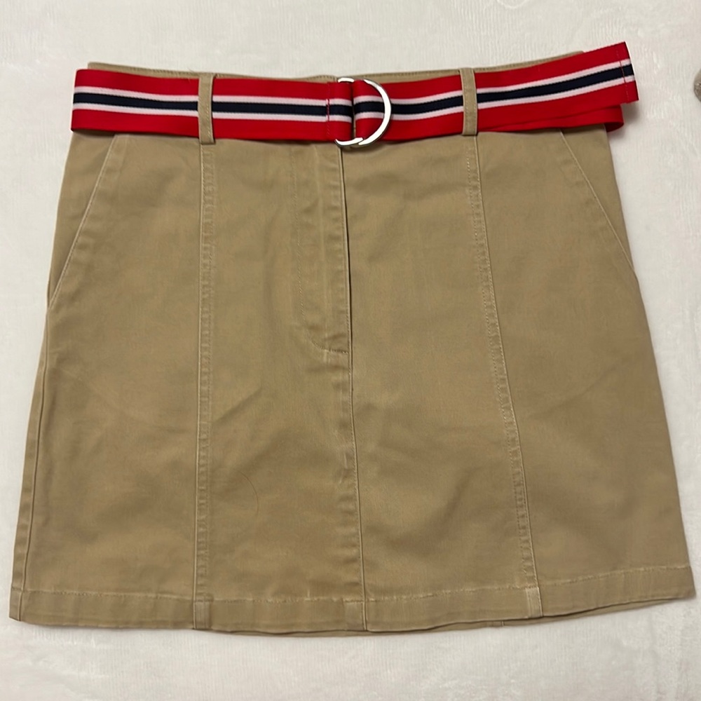 Forever 21 khaki skirt size small